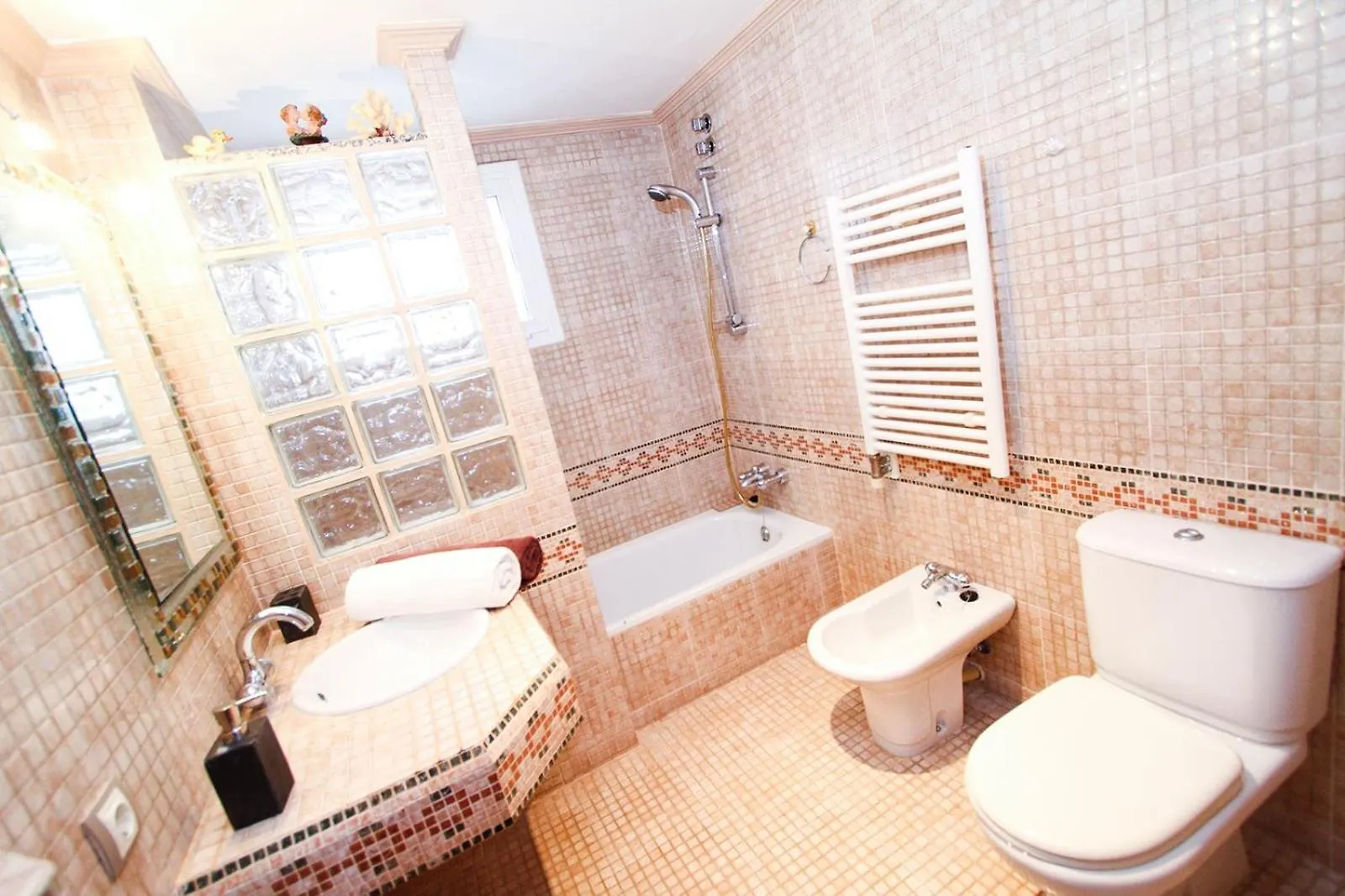 Rubens Planet Apartment Salou Spain